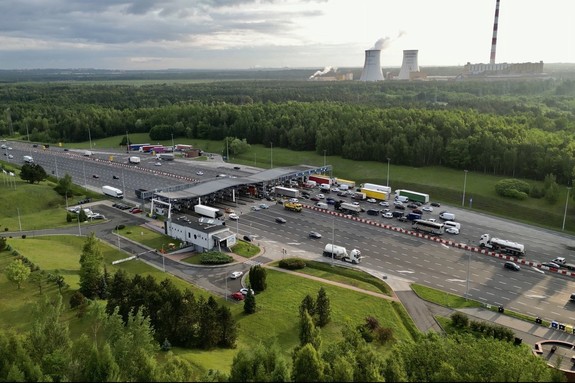 zdjęcie przedstawia autostradę