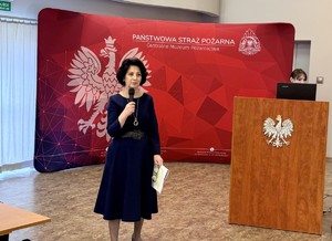 zdjęcie przedstawia uczestników debaty