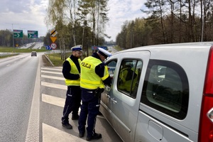 policyjny dron w trakcie działań