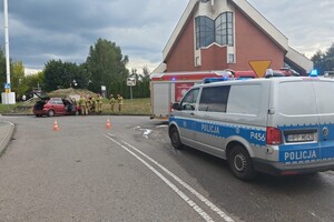 wrak samochodu po zdarzeniu drogowym z nietrzeźwym kierującym